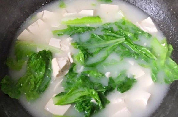 小白菜豆腐汤怎么做-小白菜豆腐汤的做法8
